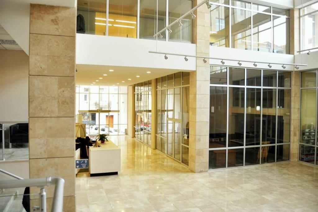 City Center 2Bdr Apartment Near Rustaveli Av. Tbilisi Exterior foto