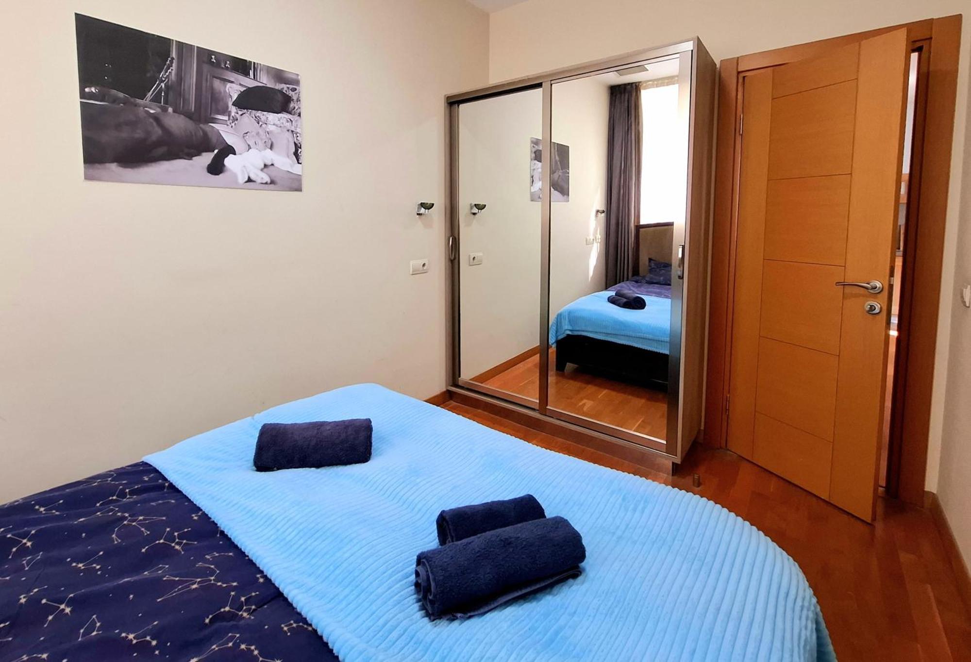 City Center 2Bdr Apartment Near Rustaveli Av. Tbilisi Exterior foto